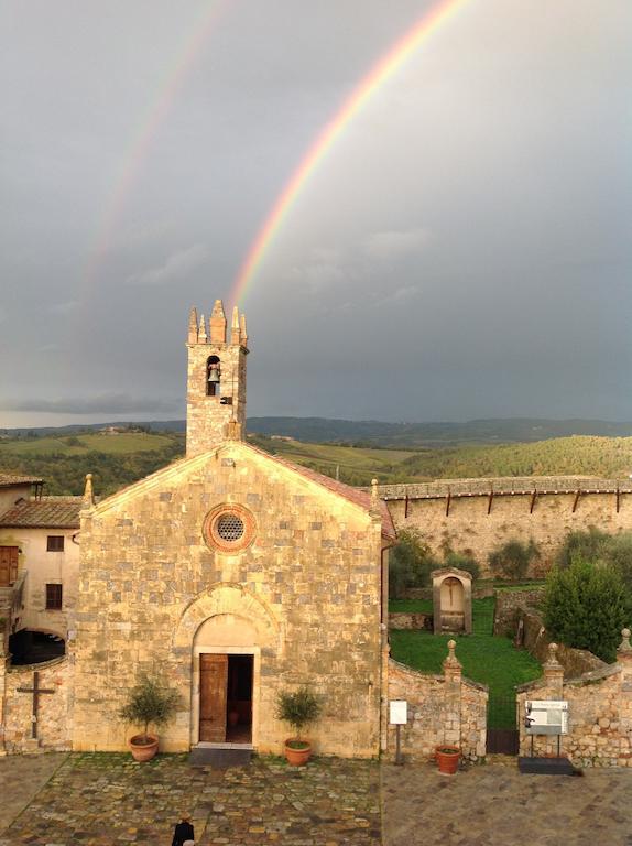 B&B In Piazza Monteriggioni Eksteriør billede